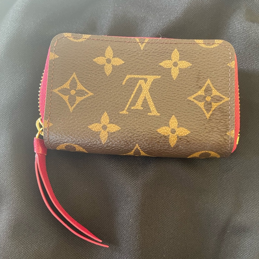 Louis Vuitton multicartes